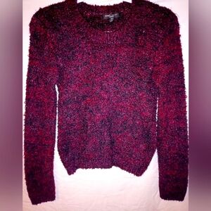 BEAUTIFUL ROMEO & JULIET COUTURE KNIT SWEATER. WOMEN'S SIZE MEDIUM